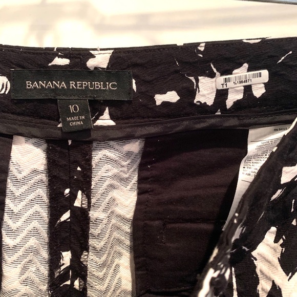 Banana Republic Black and White Ankle Pants - Picture 4 of 4